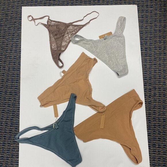 NEW! Five SKIMS THONG UNDERWEAR SIZE 3X - Picture 1 of 4